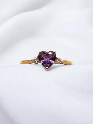 Anillo corazon amatista y circones Oro 18k