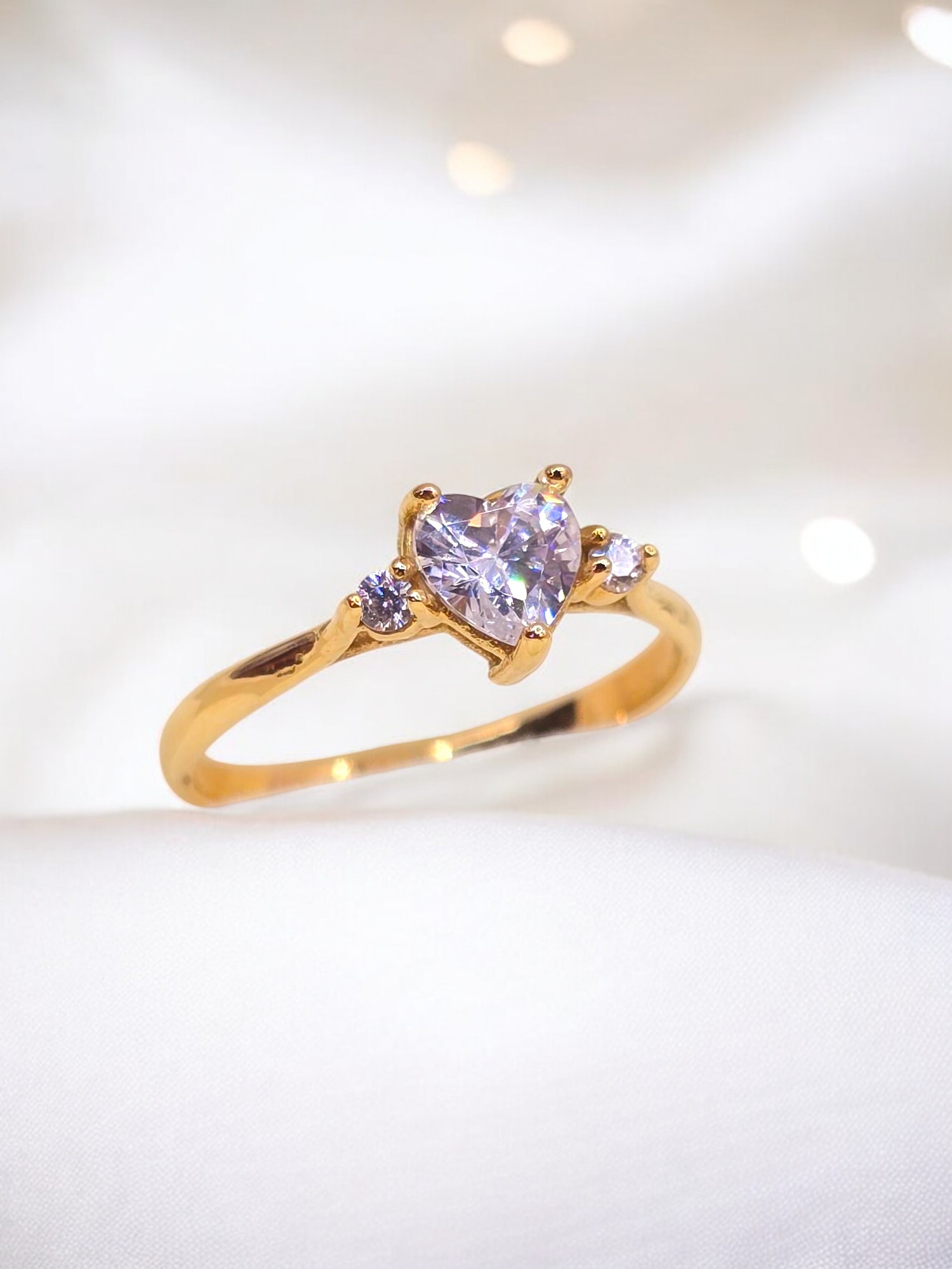 Anillo corazon circones Oro 18k 3