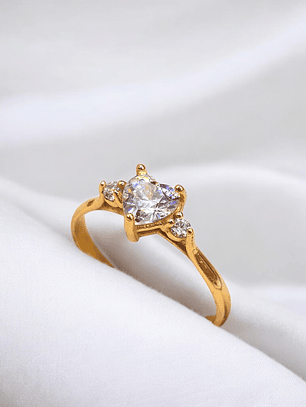 Anillo corazon circones Oro 18k