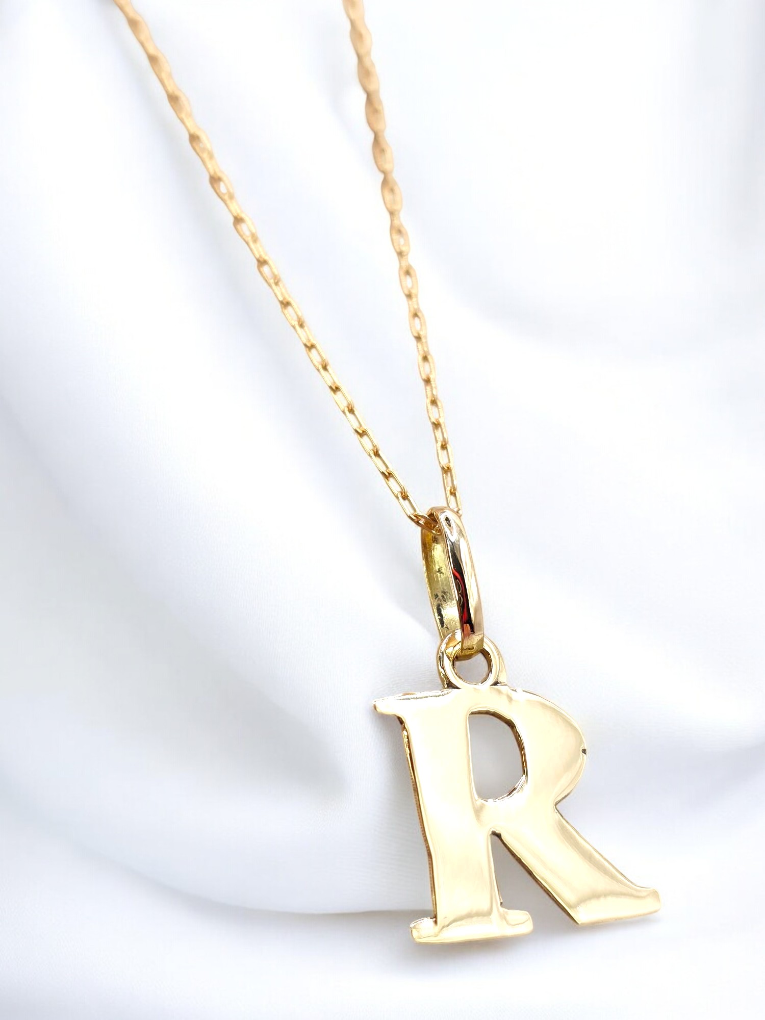 Cadena eslabones 50 cm con inicial 2 cm Oro 18k 7