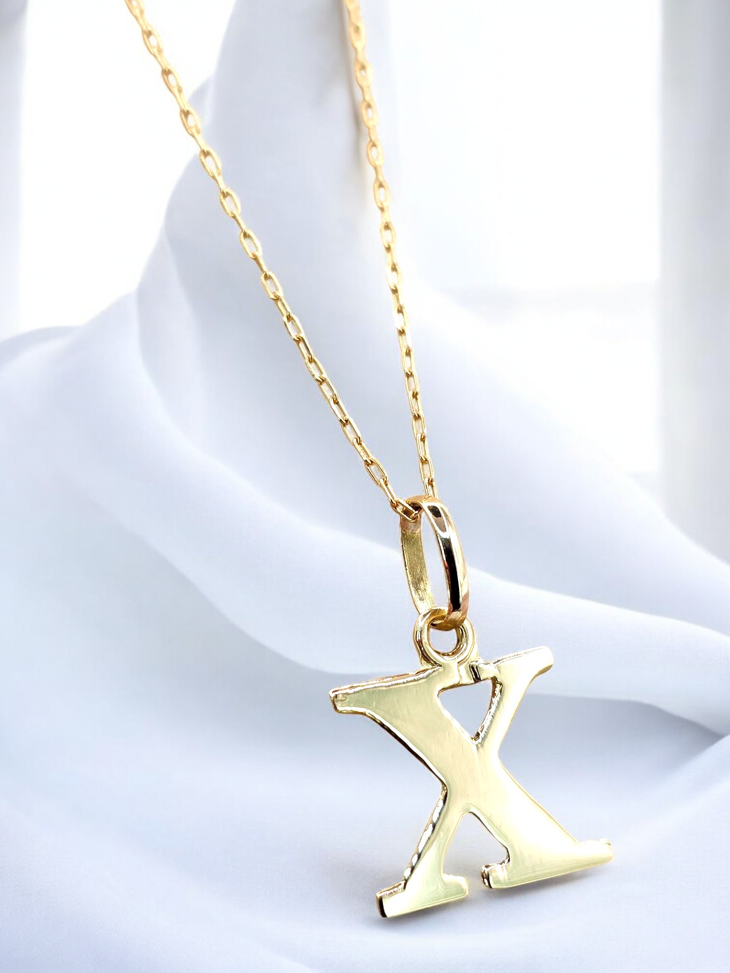 Cadena eslabones 50 cm con inicial 2 cm Oro 18k 15