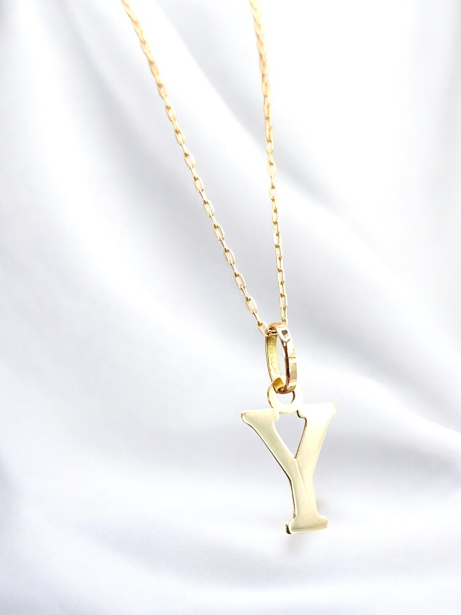 Cadena eslabones 50 cm con inicial 2 cm Oro 18k 21