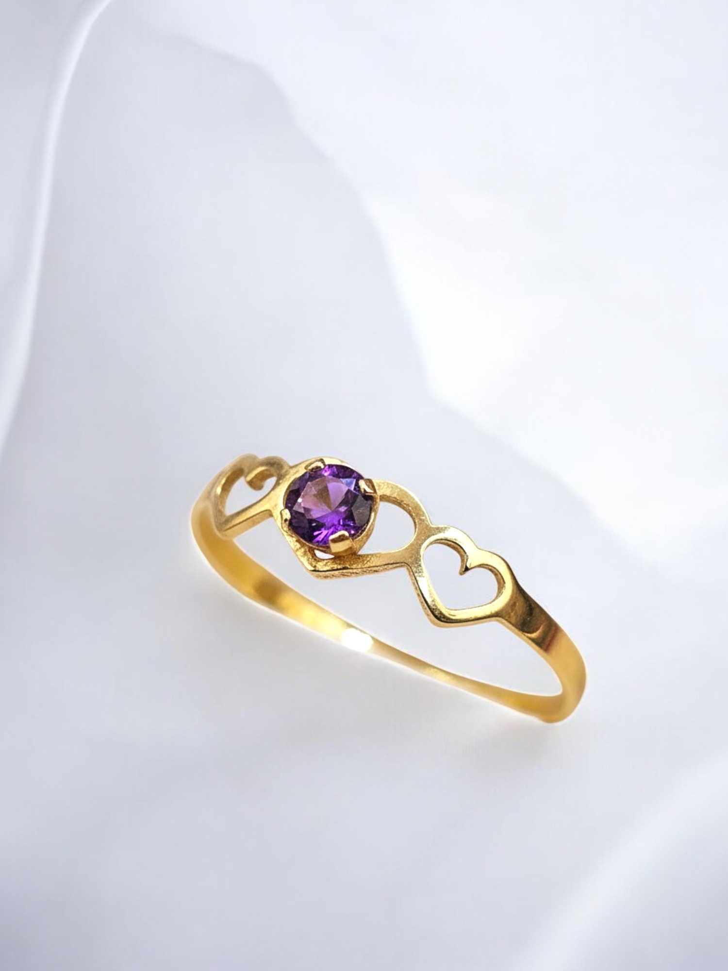 Anillo midi tres corazones amatista Oro 18k 2