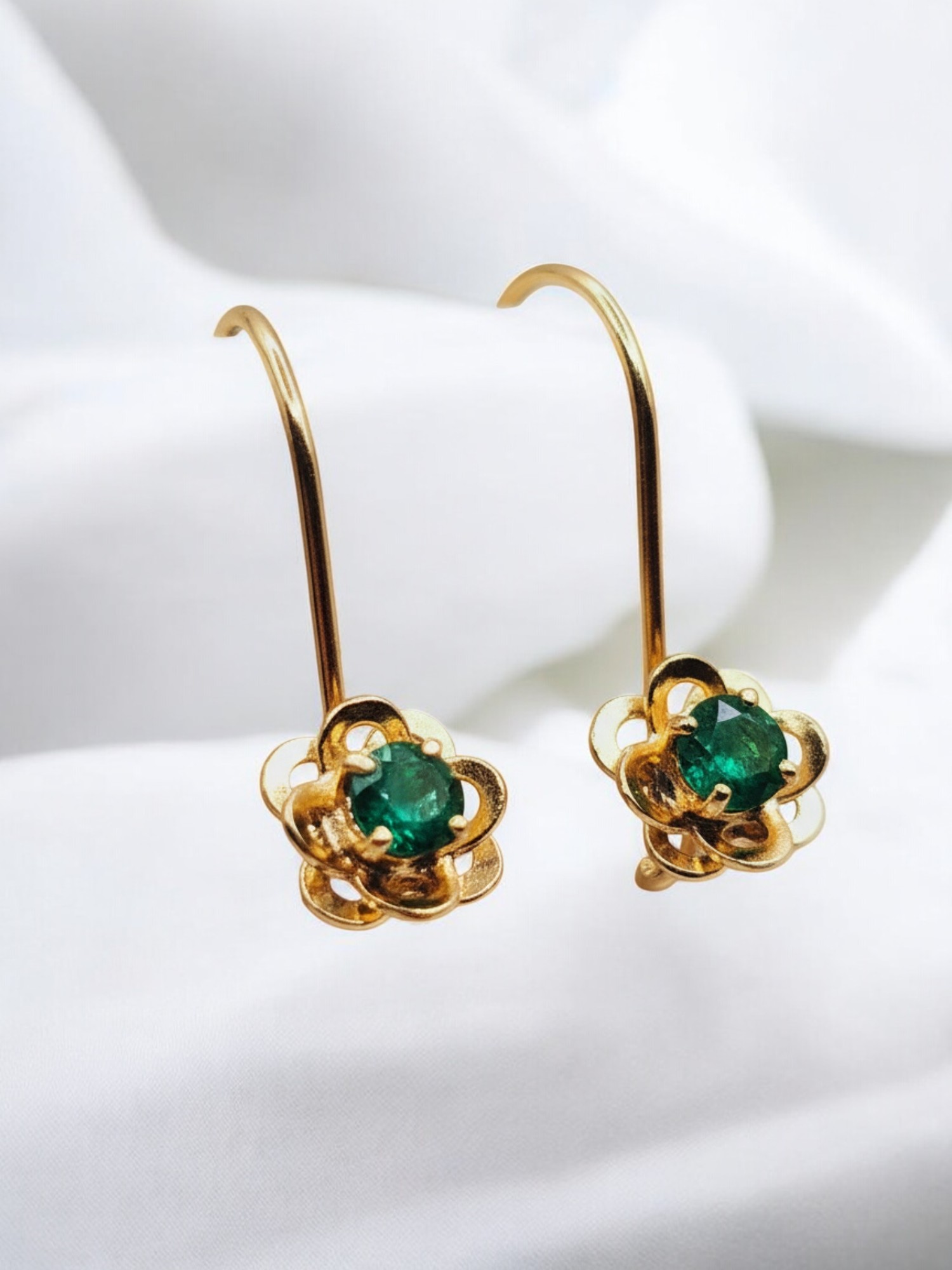 Aros flor esmeralda colgantes oro 18k  1
