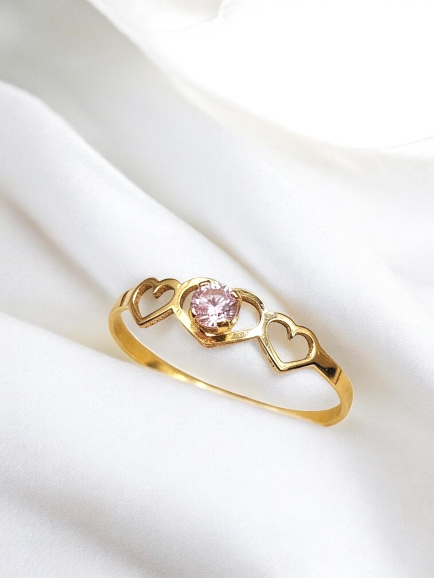 Anillo midi tres corazones rosa de francia Oro 18k 1