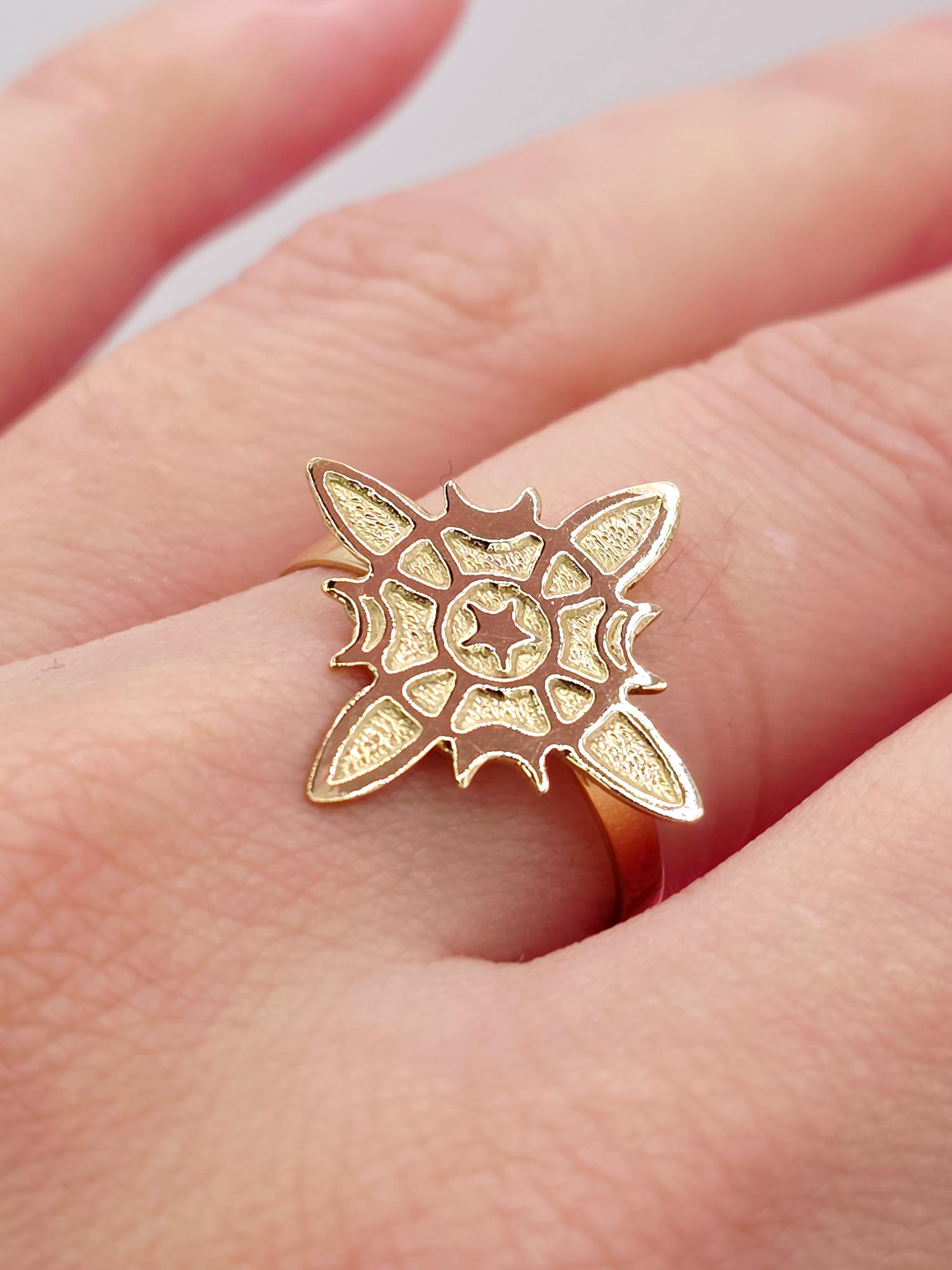 Anillo silueta nudo de bruja Oro 18k 3