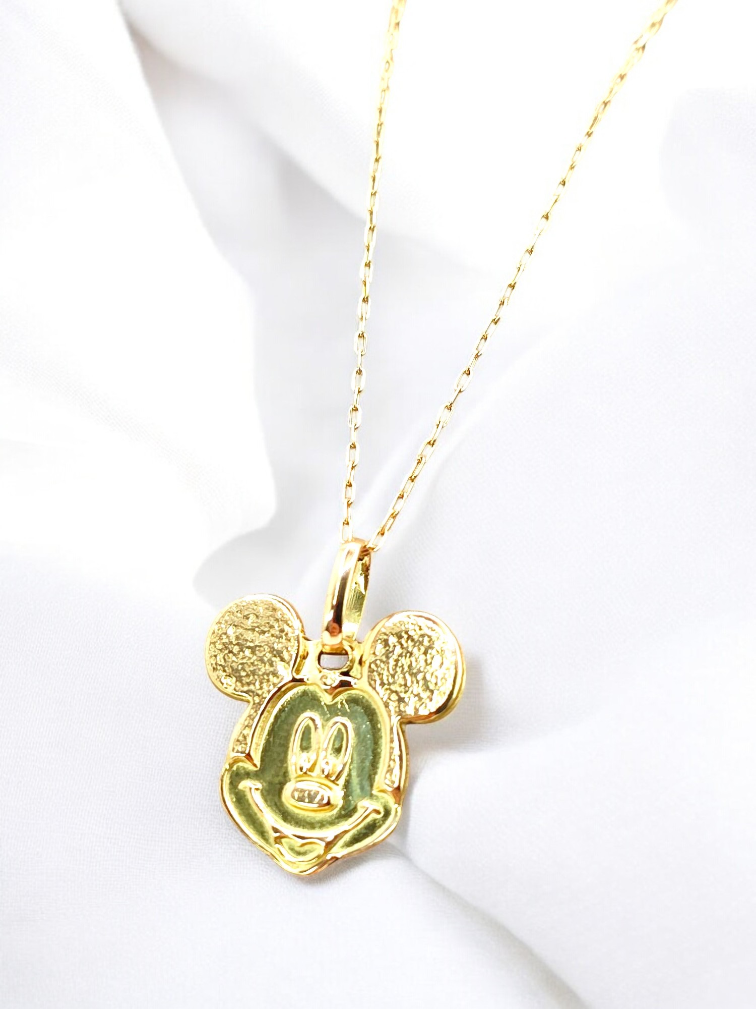 Cadena limada 50 cm y Mickey Mouse Oro 18k 3