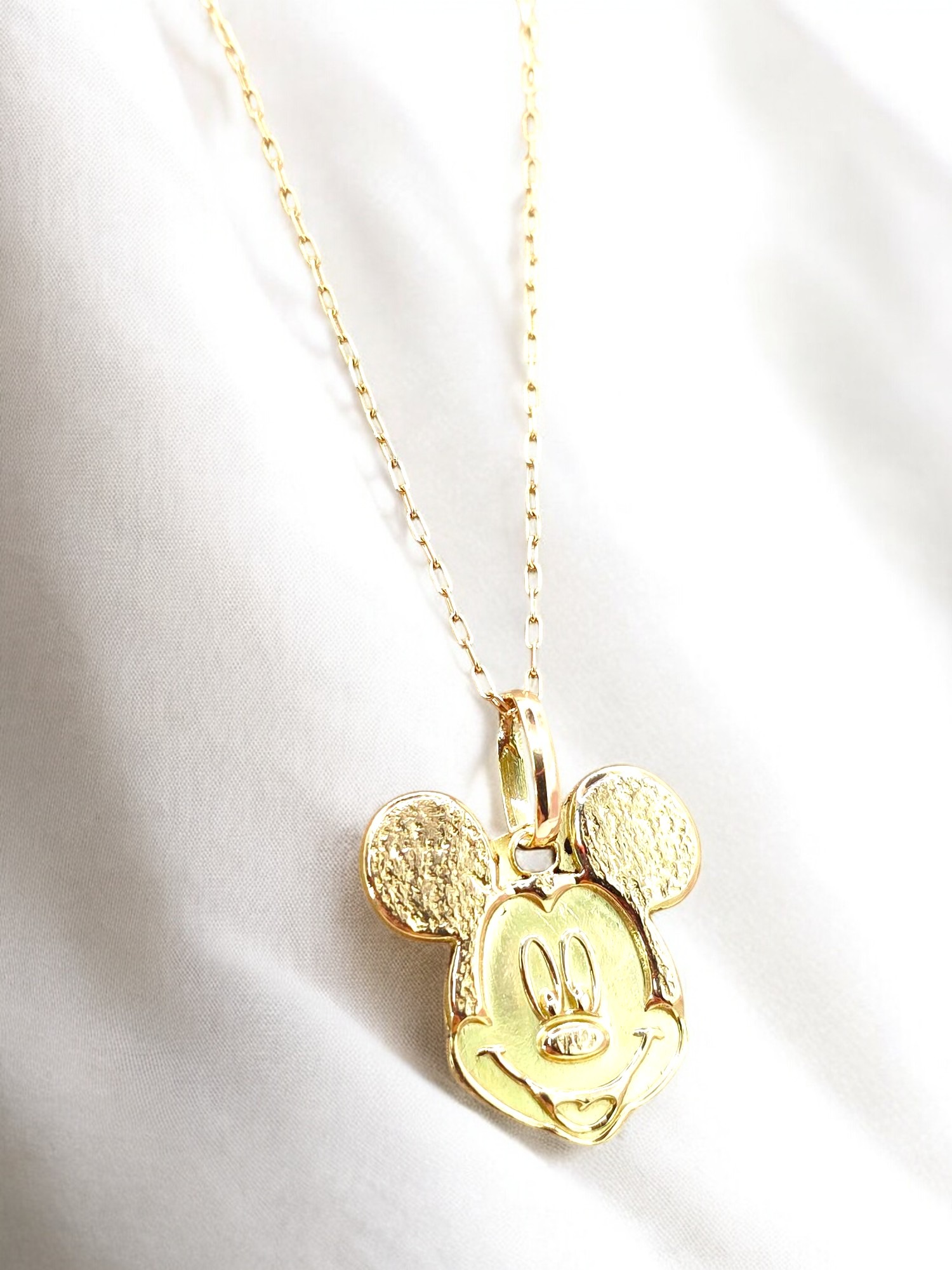 Cadena limada 50 cm y Mickey Mouse Oro 18k 2