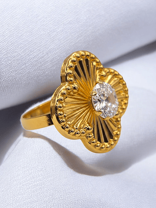 Anillo flor tallada circon Oro 18k