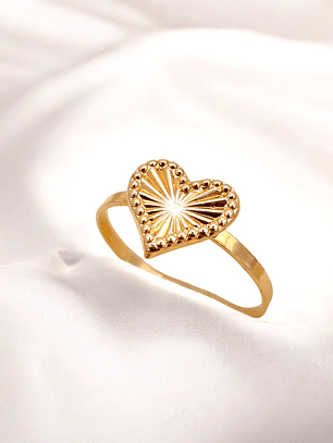 Anillo corazon tallado Oro 18k