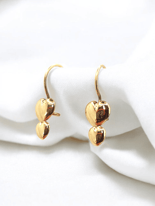 Aros dos corazones gancho Oro 18k