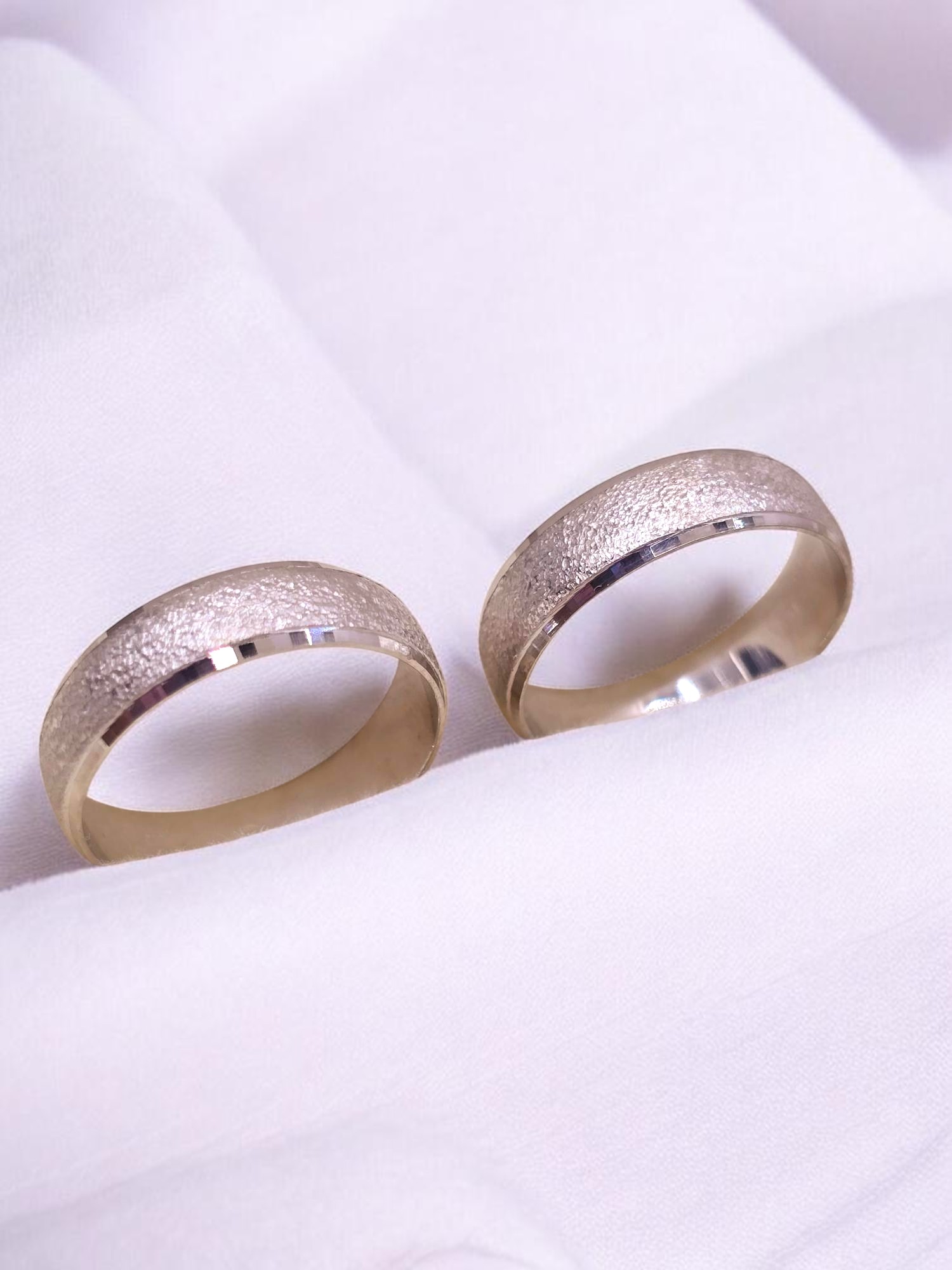 Argollas de matrimonio satinadas 5 mm Oro blanco 18k 4