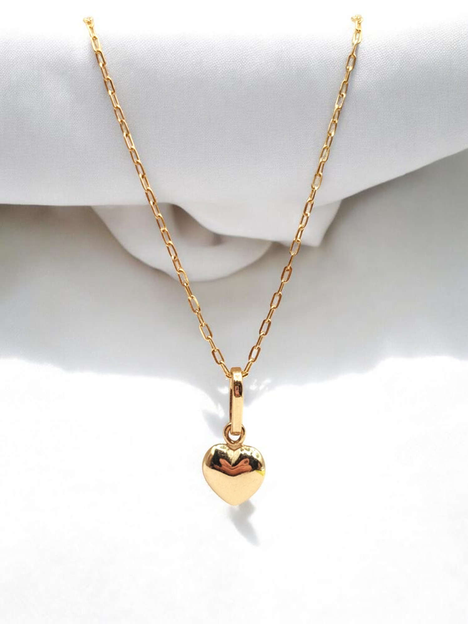 Cadena eslabón limado 45 cm y colgante corazón 1.4 cm Oro 18k 3