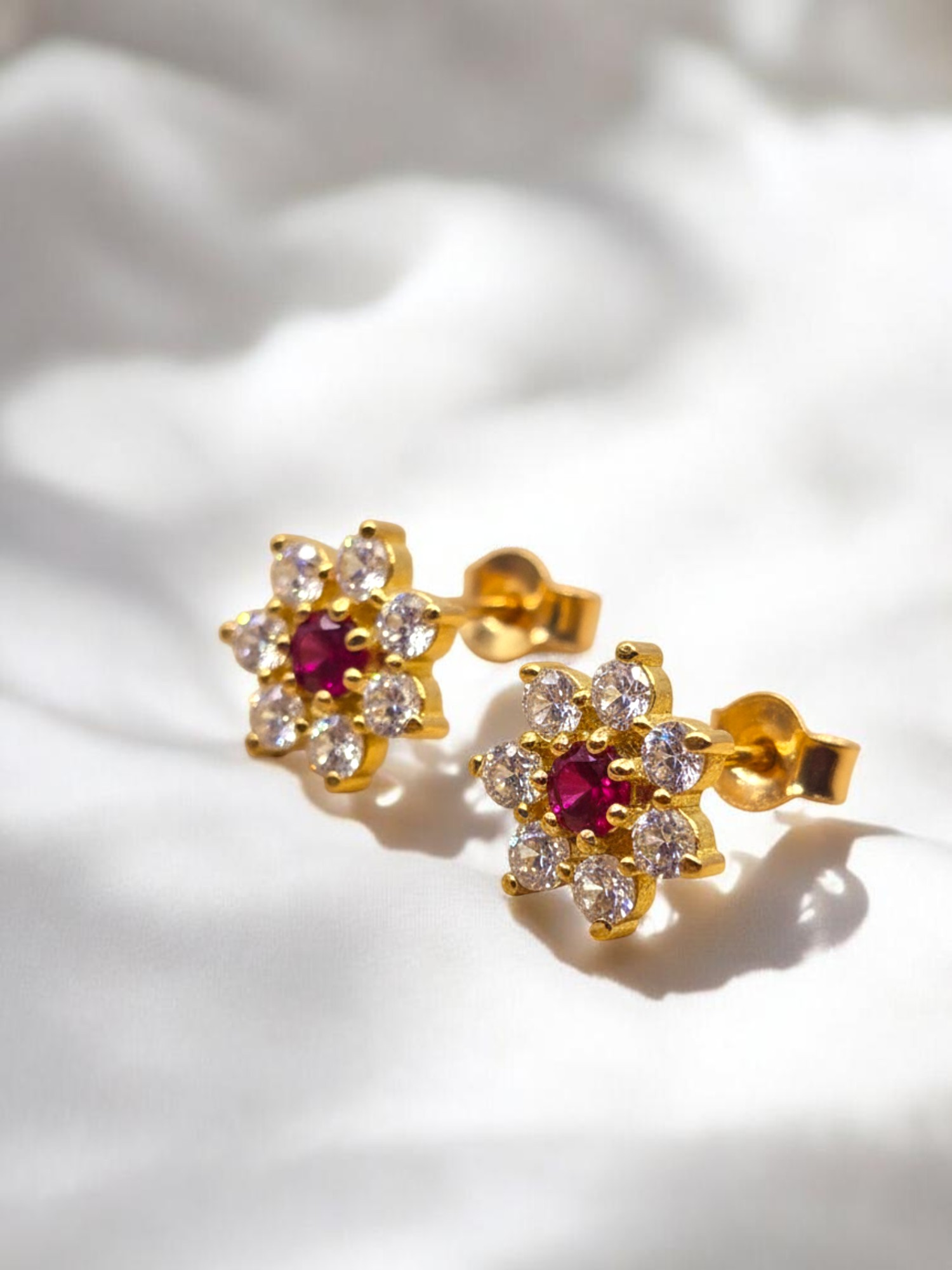 Aros rosa circónes y rubi grandes Oro 18k 4