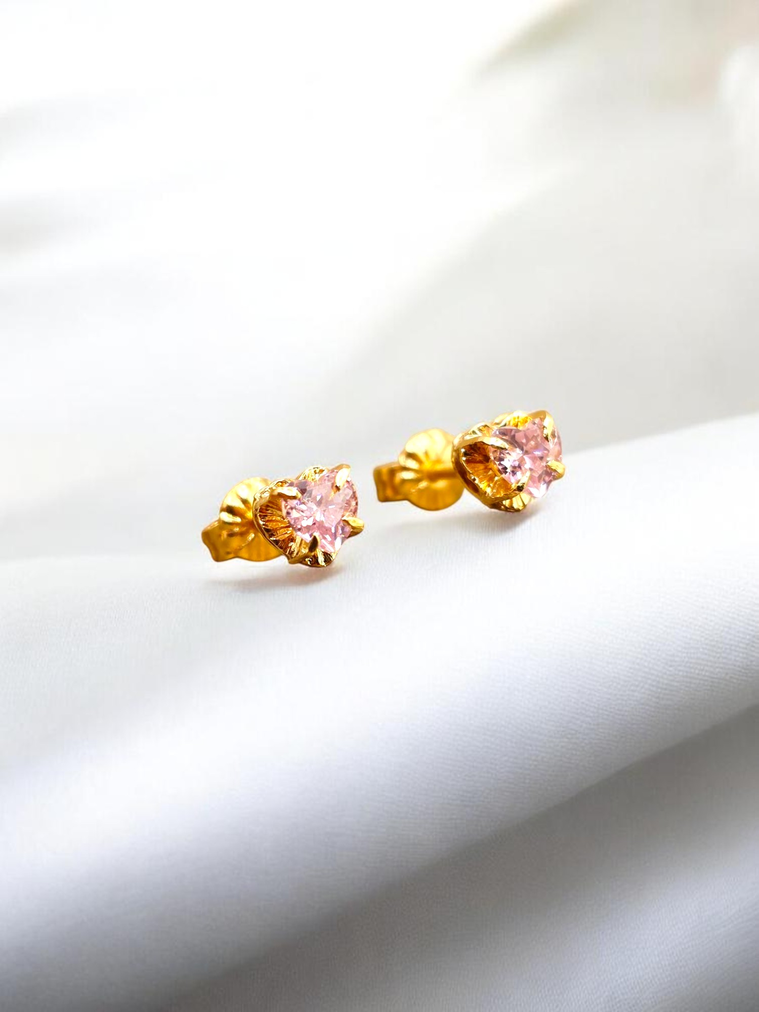 Aros chatón corazón rosa de Francia 5 mm Oro 18k 4