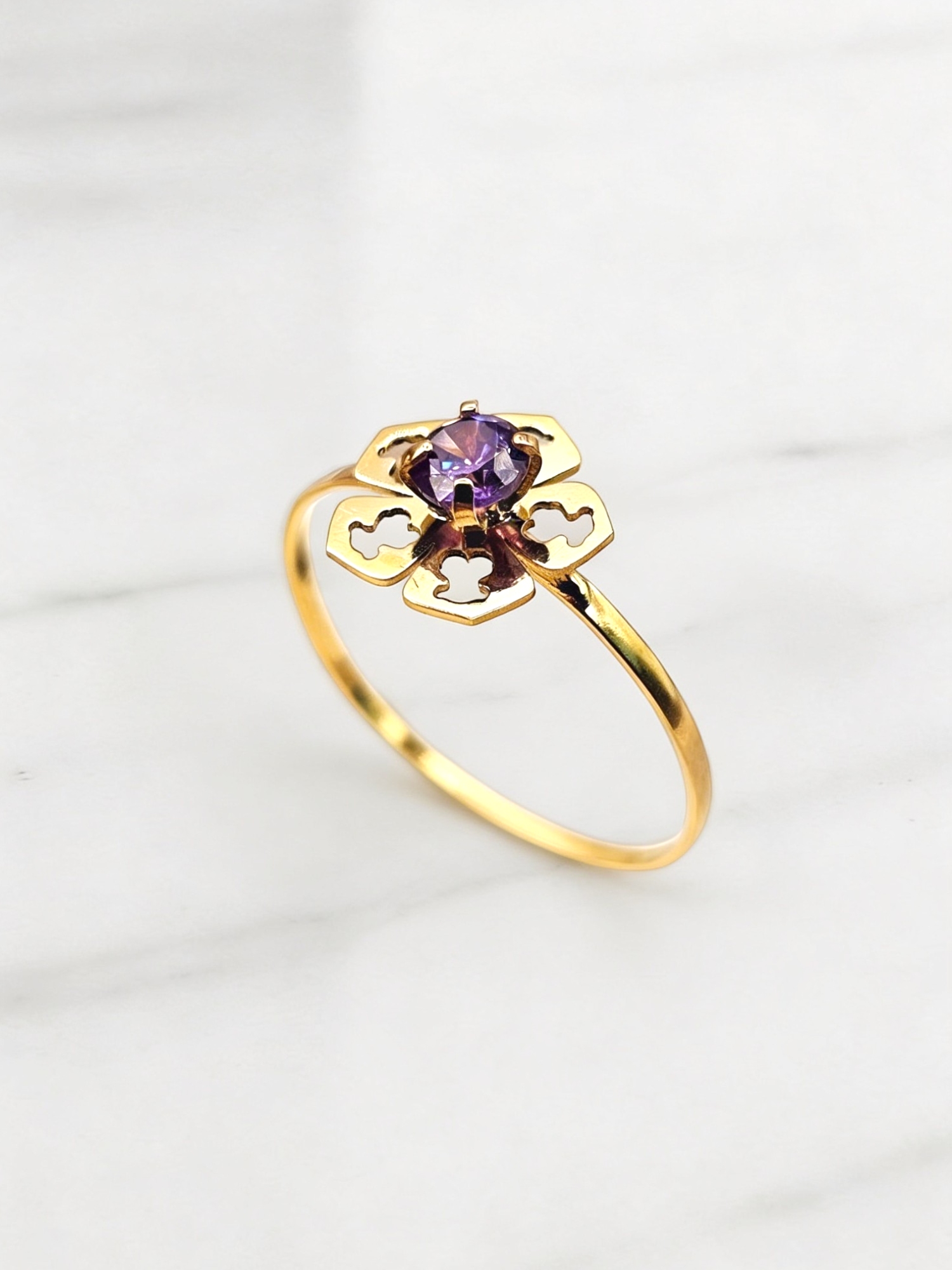 Anillo flor silueta Amatista Oro 18k 3