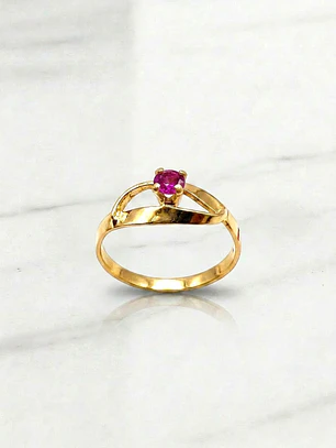 Anillo entrelazado 4 grifas rubí Oro 18k