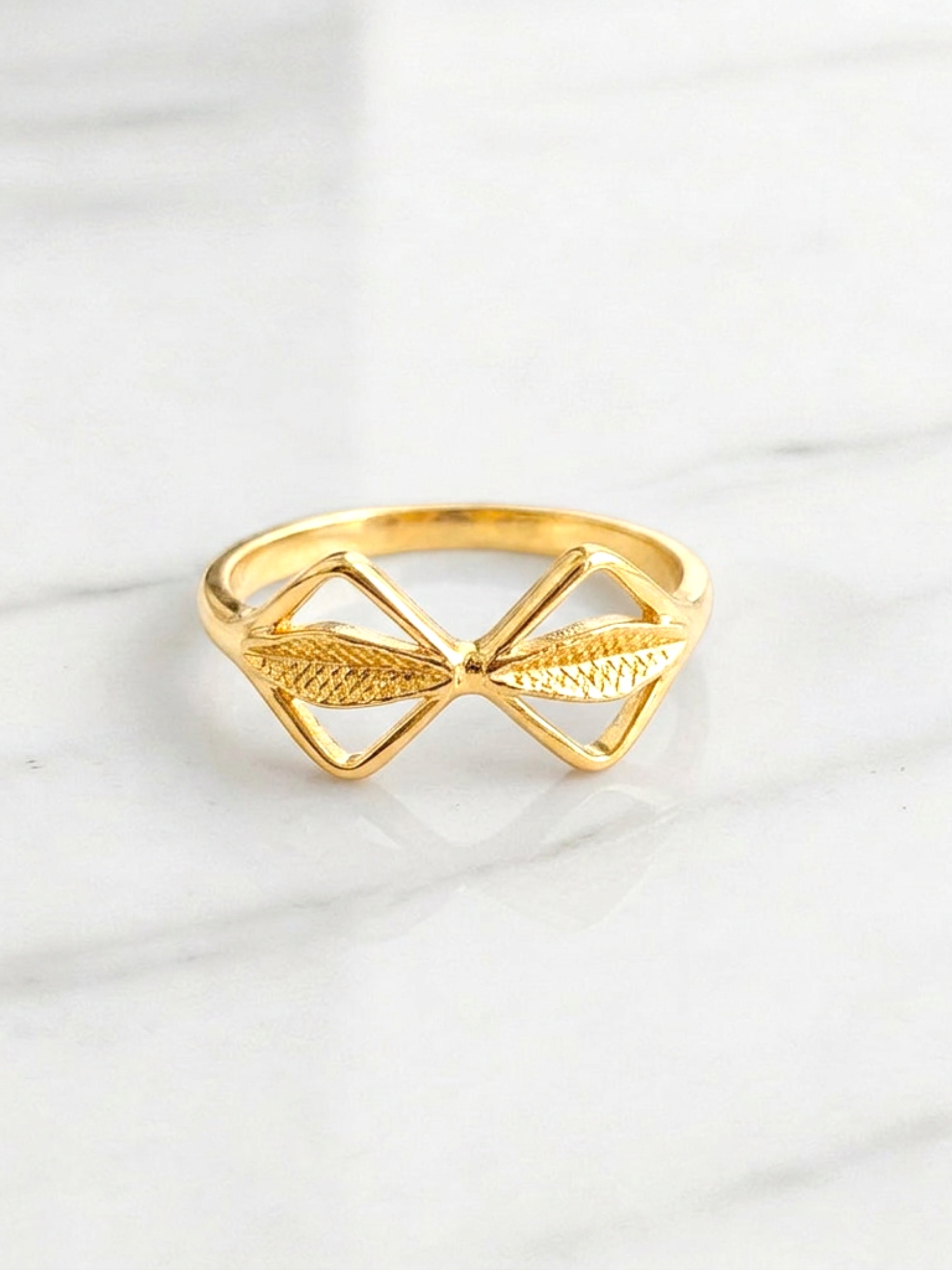 Anillo cintas Oro 18k 3