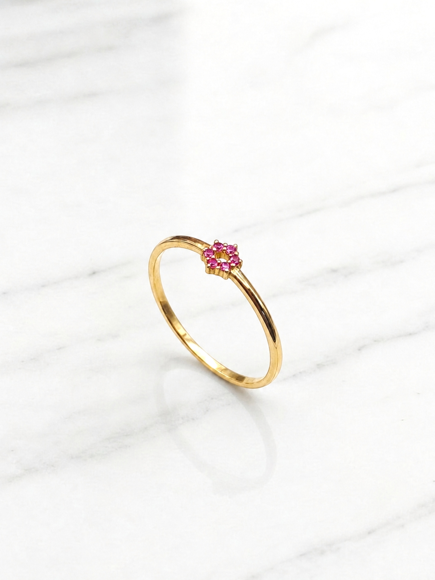 Anillo flor rubí Oro 18k 2