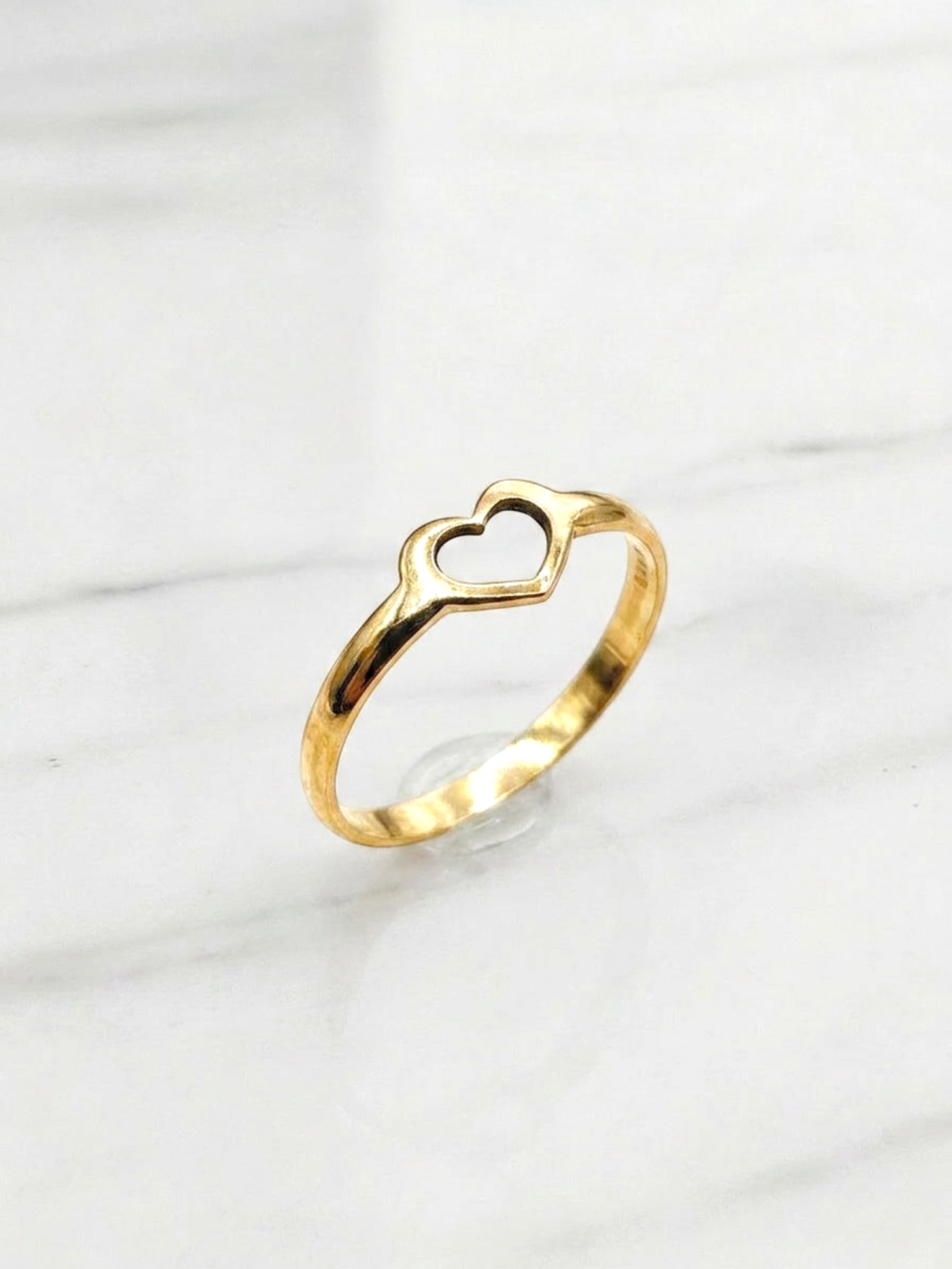 Anillo silueta corazón Oro 18k 3