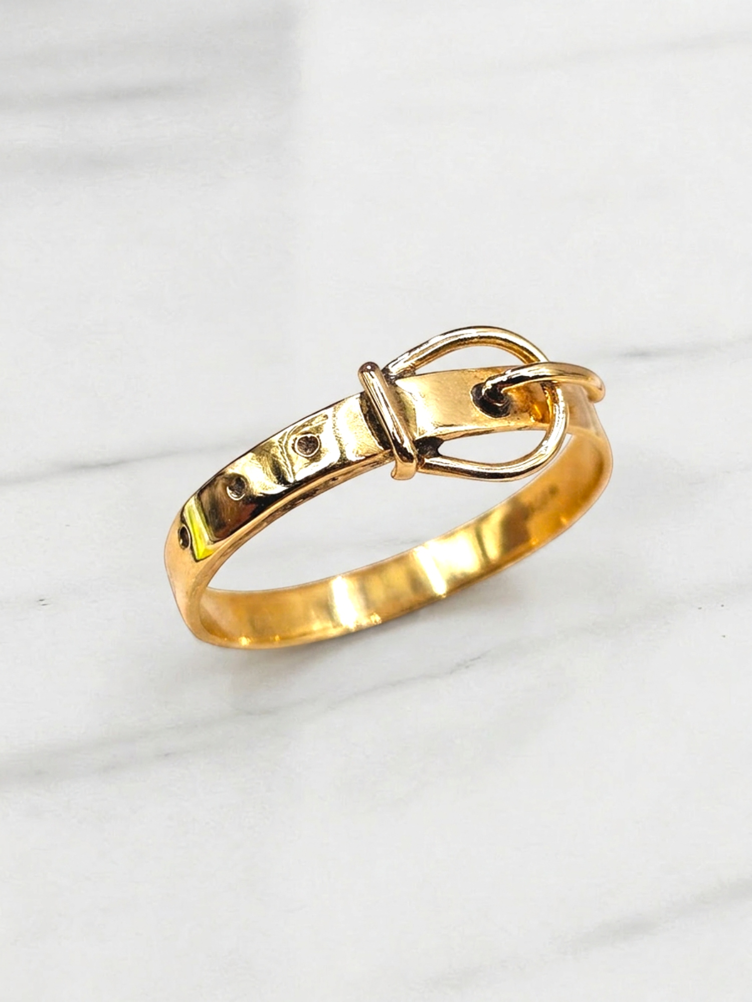 Anillo enganche con broche Oro 18k 5