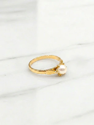 Anillo pistilo perla cultivada Oro 18k