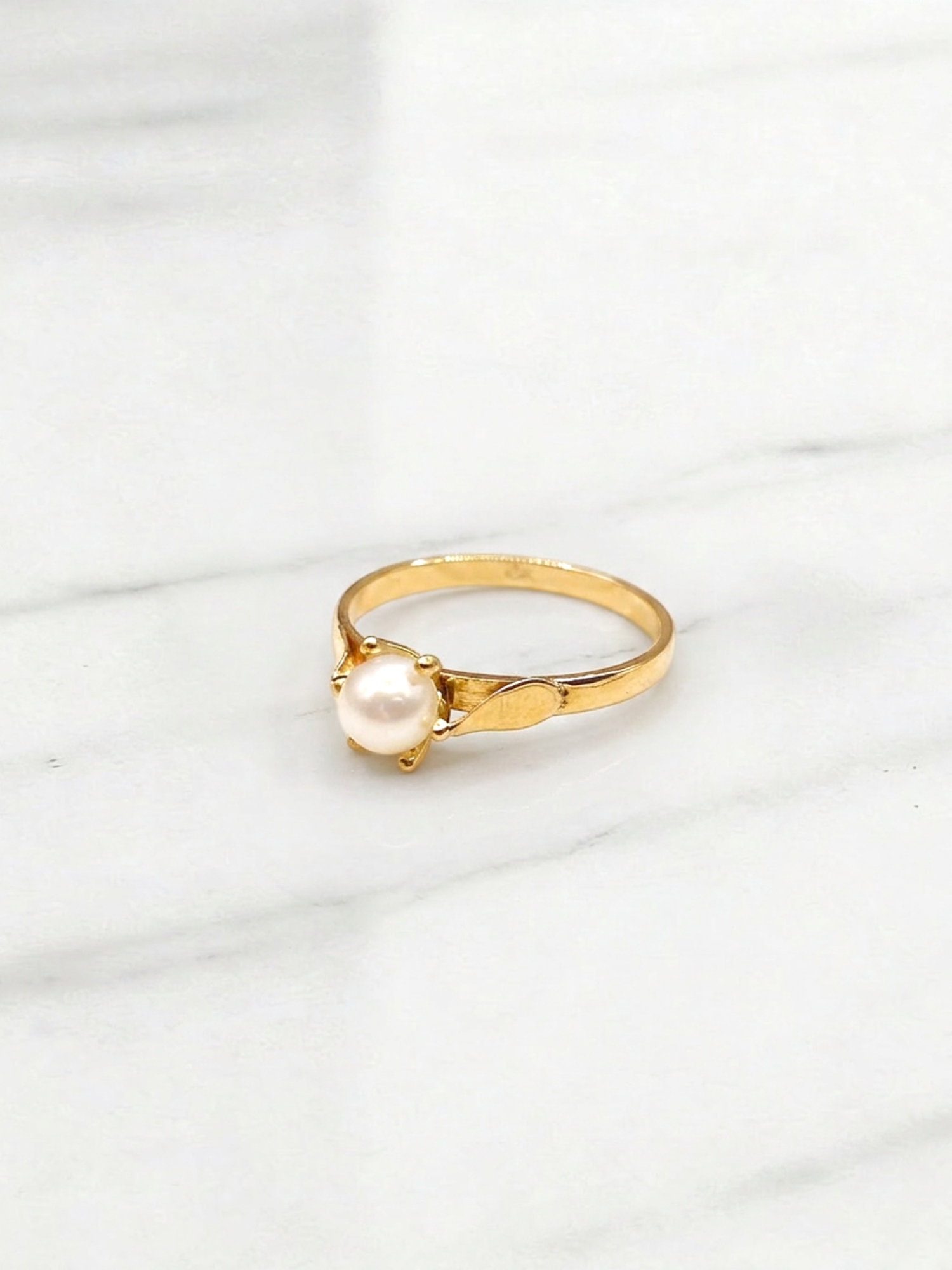 Anillo pistilo perla cultivada Oro 18k 3