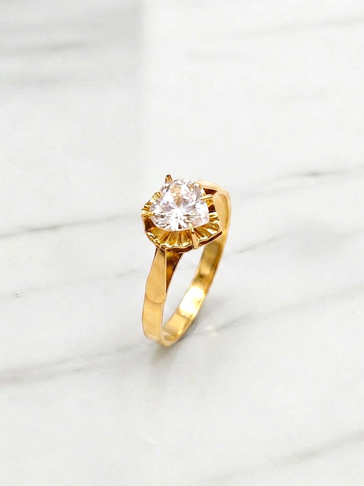 Anillo corazón circon Oro 18k 2