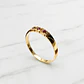 Anillo medio cintillo tres Rubíes Oro 18k   - Miniatura 3