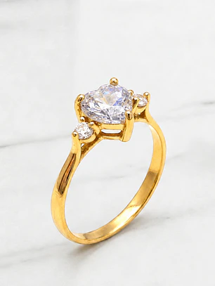 Anillo corazon circones Oro 18k