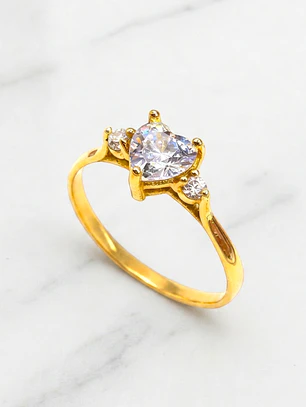 Anillo corazon circones Oro 18k