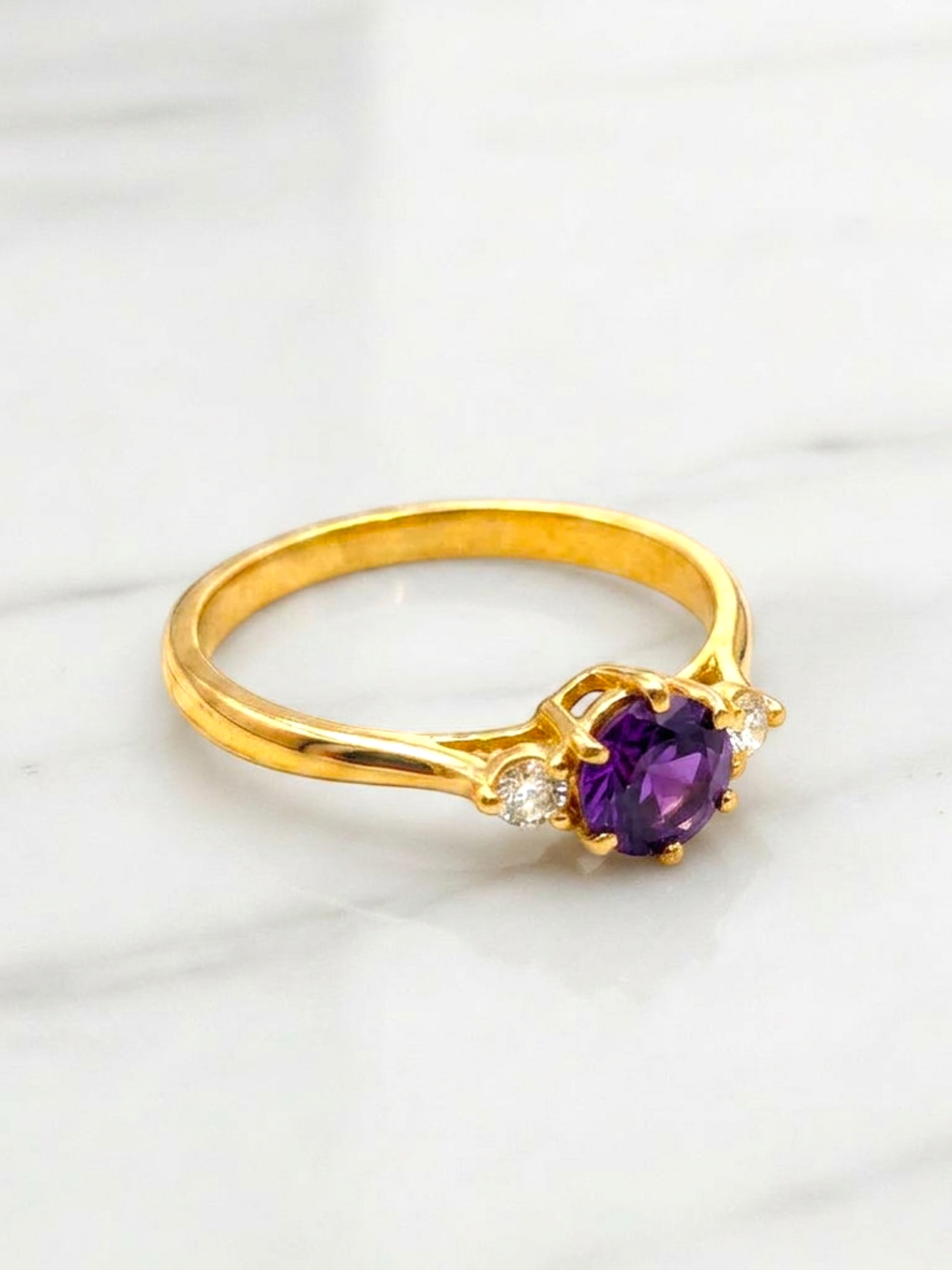 Anillo reina amatista y circones Oro 18k 4