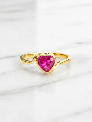 Anillo corazón rubí Oro 18k