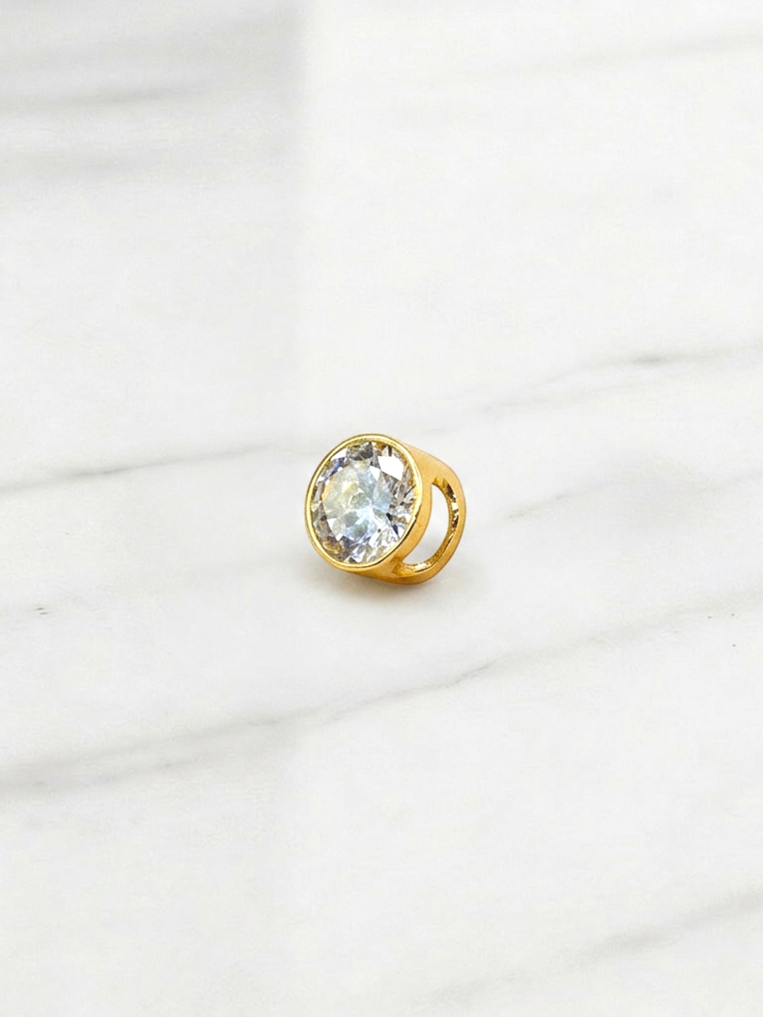 Colgante Punto de luz circón Oro 18k 2