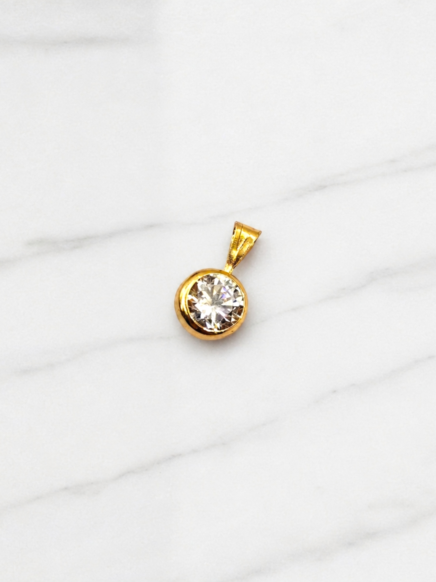 Colgante punto de luz circón Oro 18k 2
