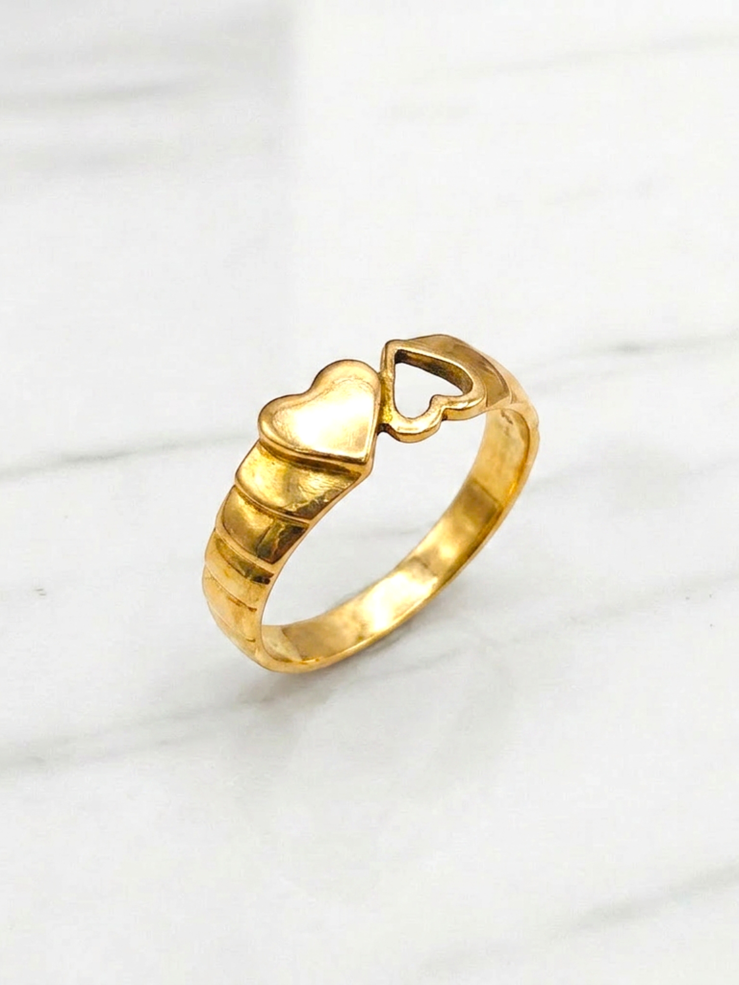 Anillo dos corazones Oro 18k 3
