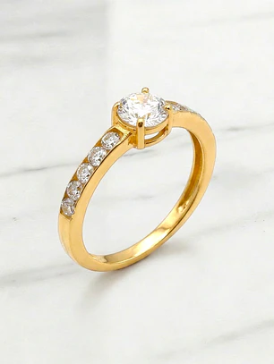 Anillo medio cintillo princesa circones Oro 18k