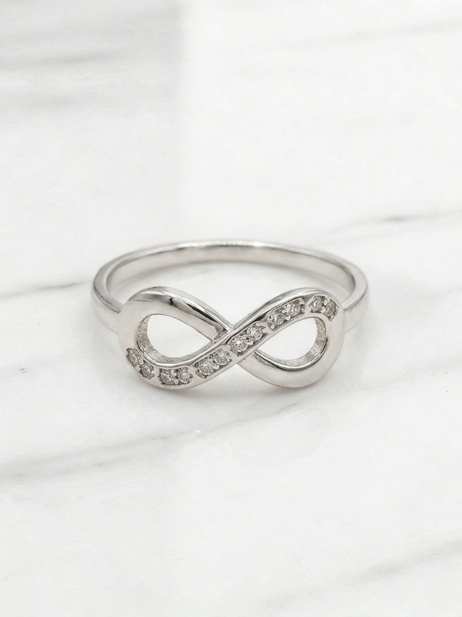 Anillo eterno circónes Oro blanco 18k 1
