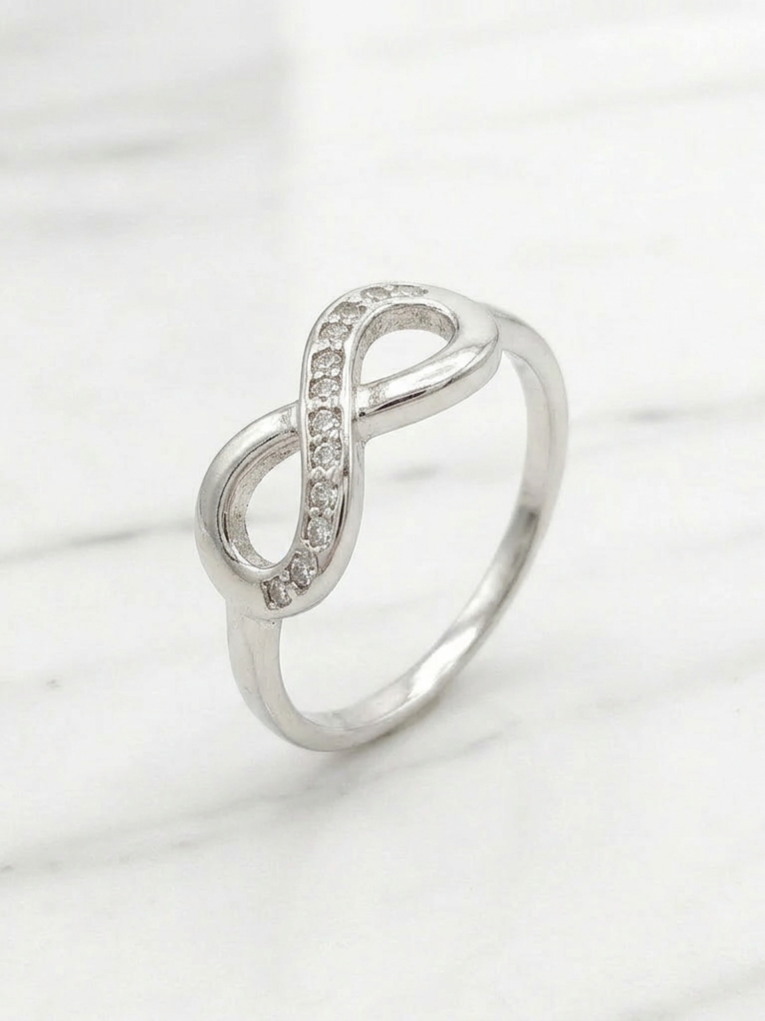 Anillo eterno circónes Oro blanco 18k 3