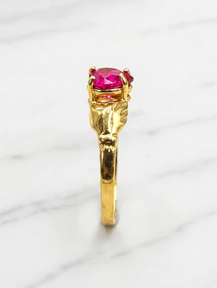 Anillo manitos con corazón rubí Oro 18k