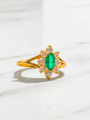 Anillo lady esmeralda con circones Oro 18k