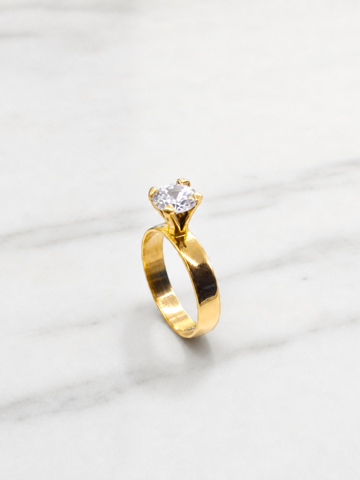 Anillo solitario ancho circón Oro 18k  1