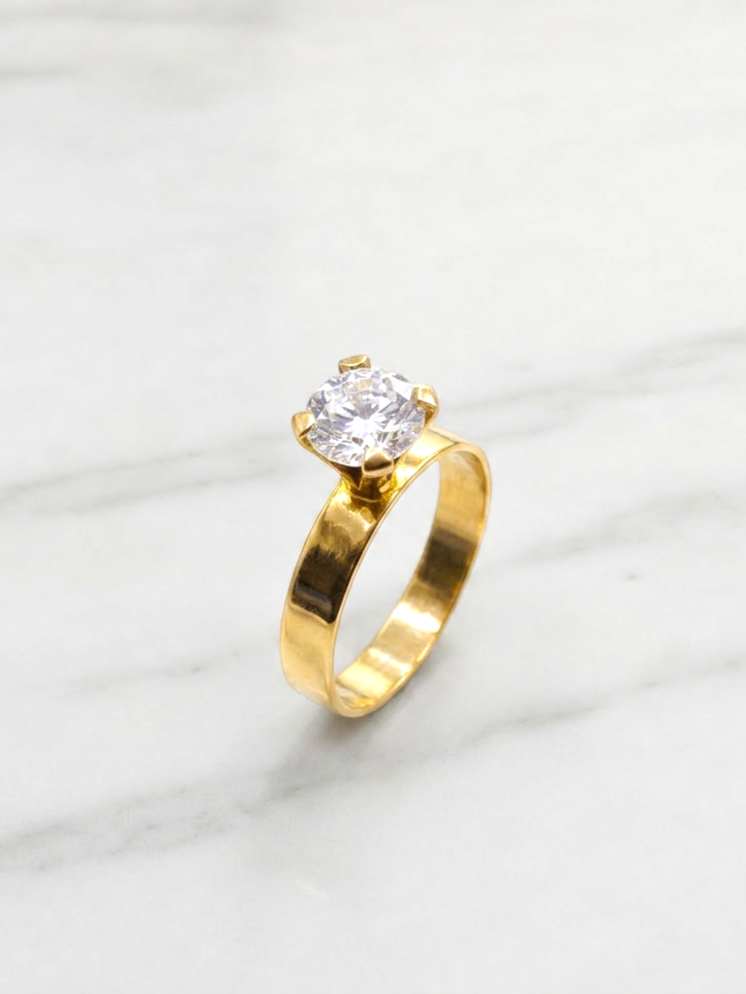 Anillo solitario ancho circón Oro 18k  3