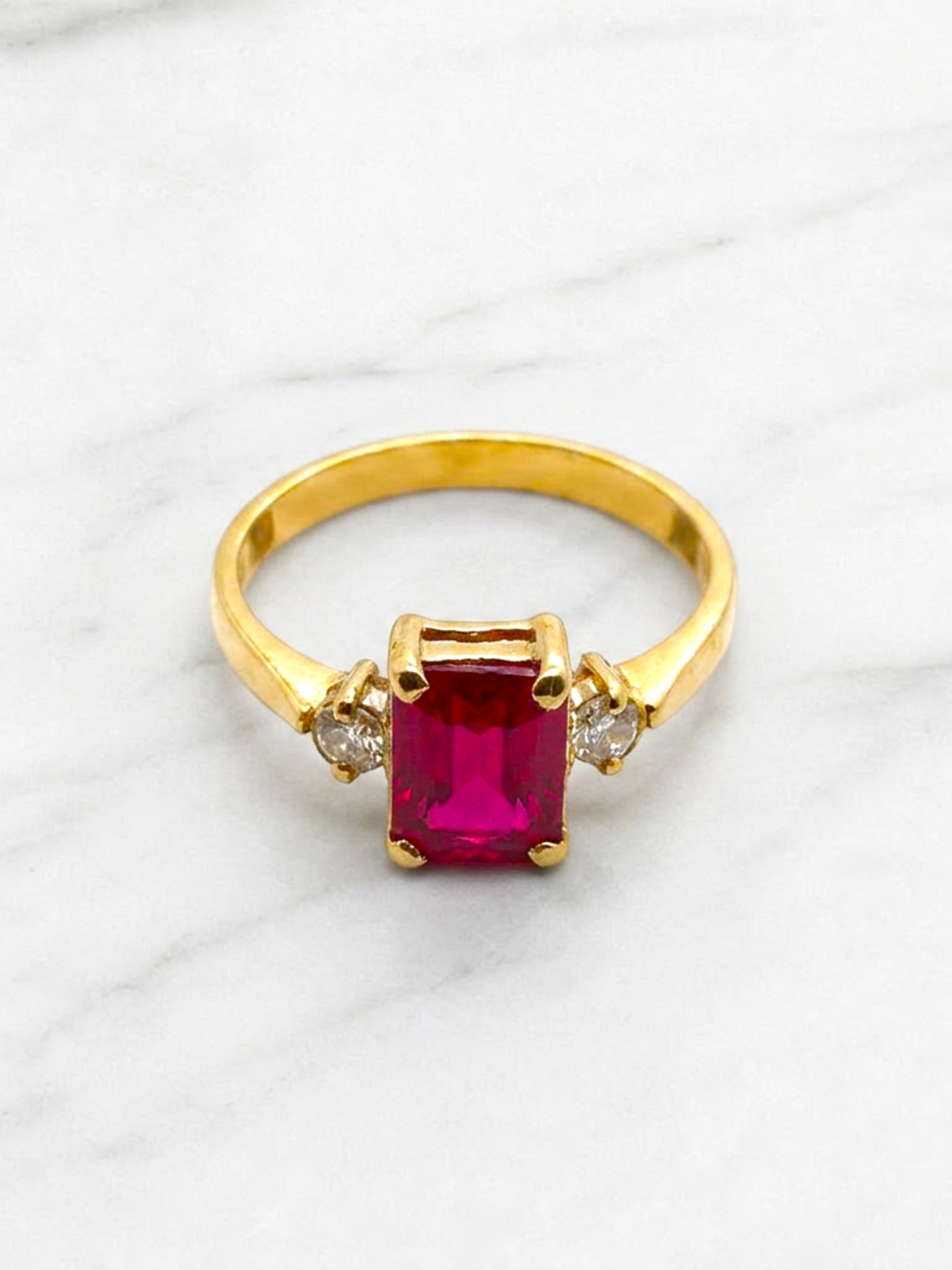 Anillo rectángulo rubí y circón Oro 18k 4