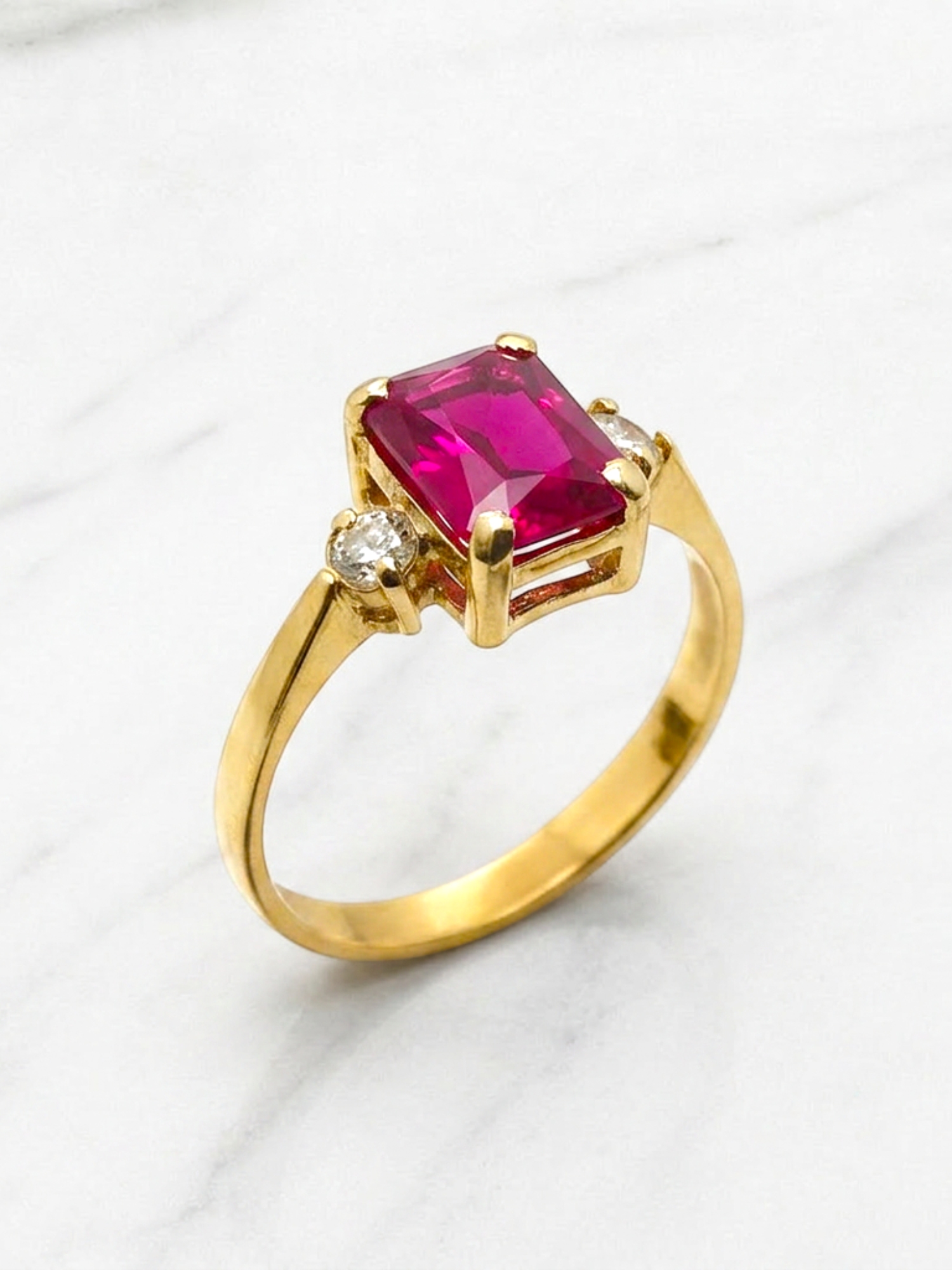 Anillo rectángulo rubí y circón Oro 18k 1