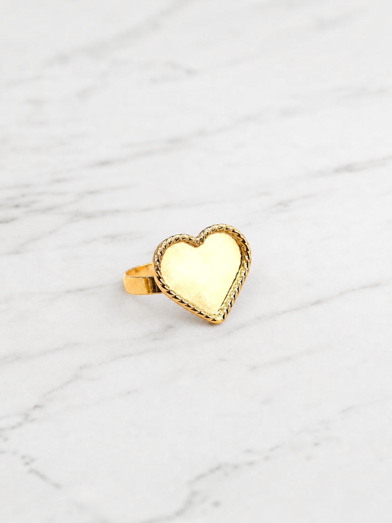 Anillo corazón tazo Oro 18k 1
