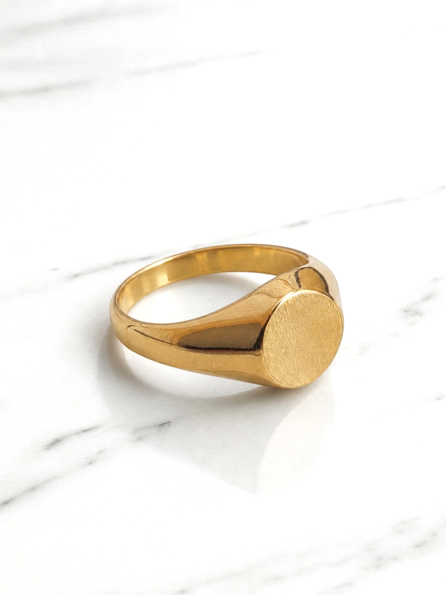 Anillo sello redondo Oro 18k 3