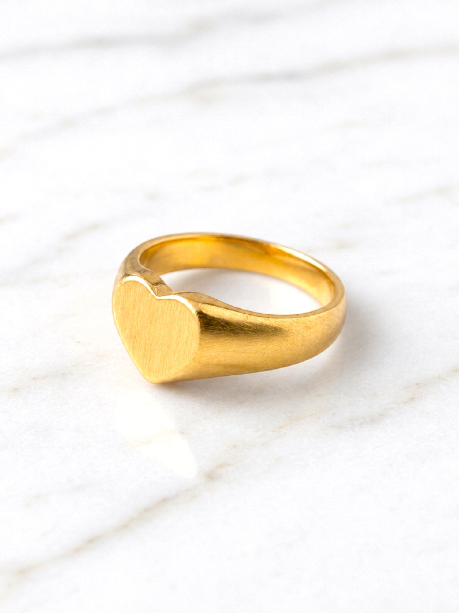 Anillo sello corazón Oro 18k 2