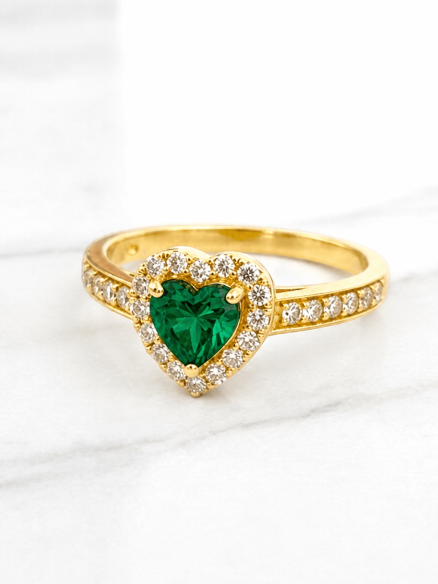 Anillo doble corazón cintillo esmeralda y circones Oro 18k 5