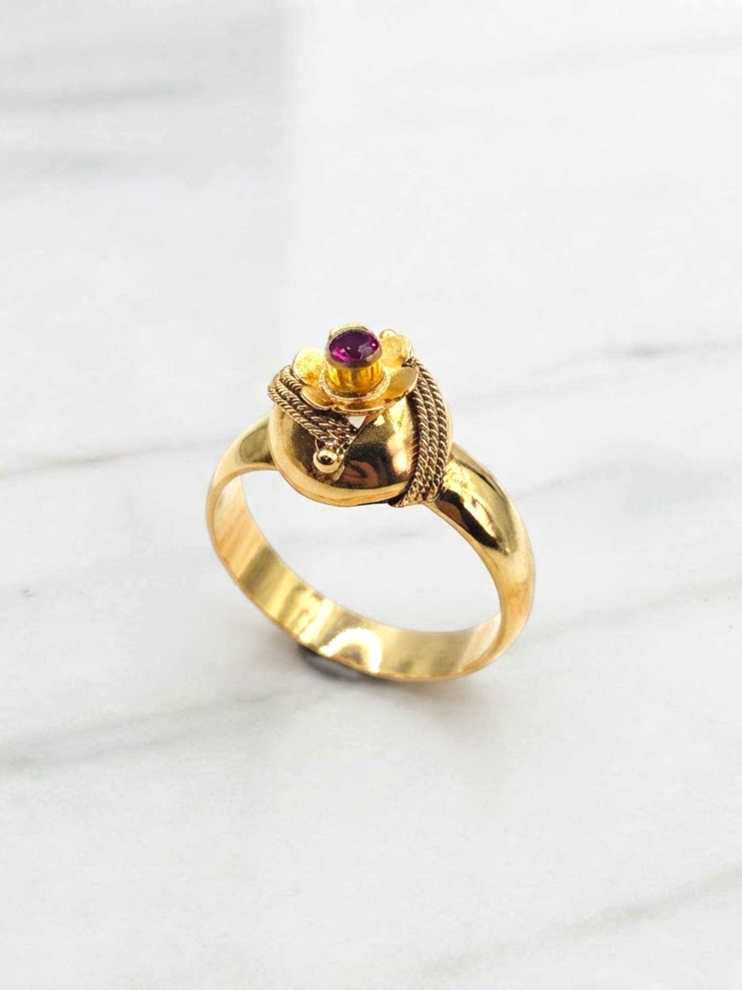 Anillo chevalier rubí Oro 18k 4